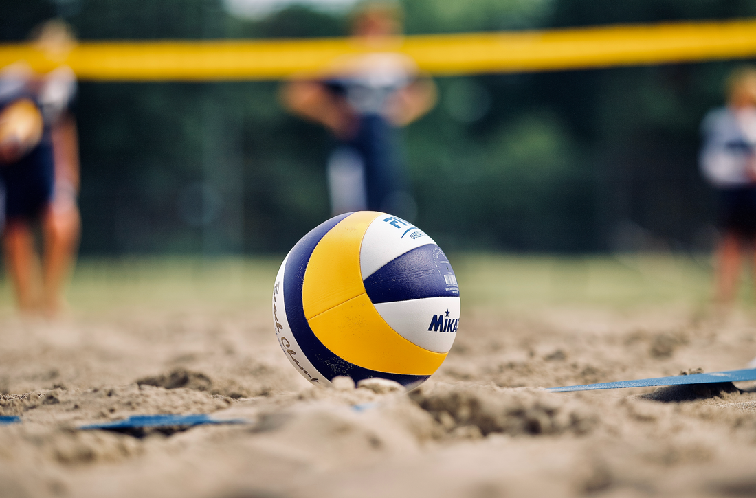 YOUTH GROUP GAME FOR FUN - FOUR WAY VOLLEYBALL